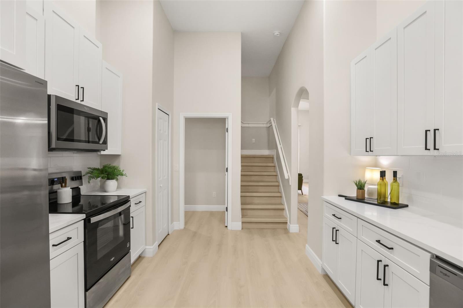 2196 LAUREL BLOSSOM CIR