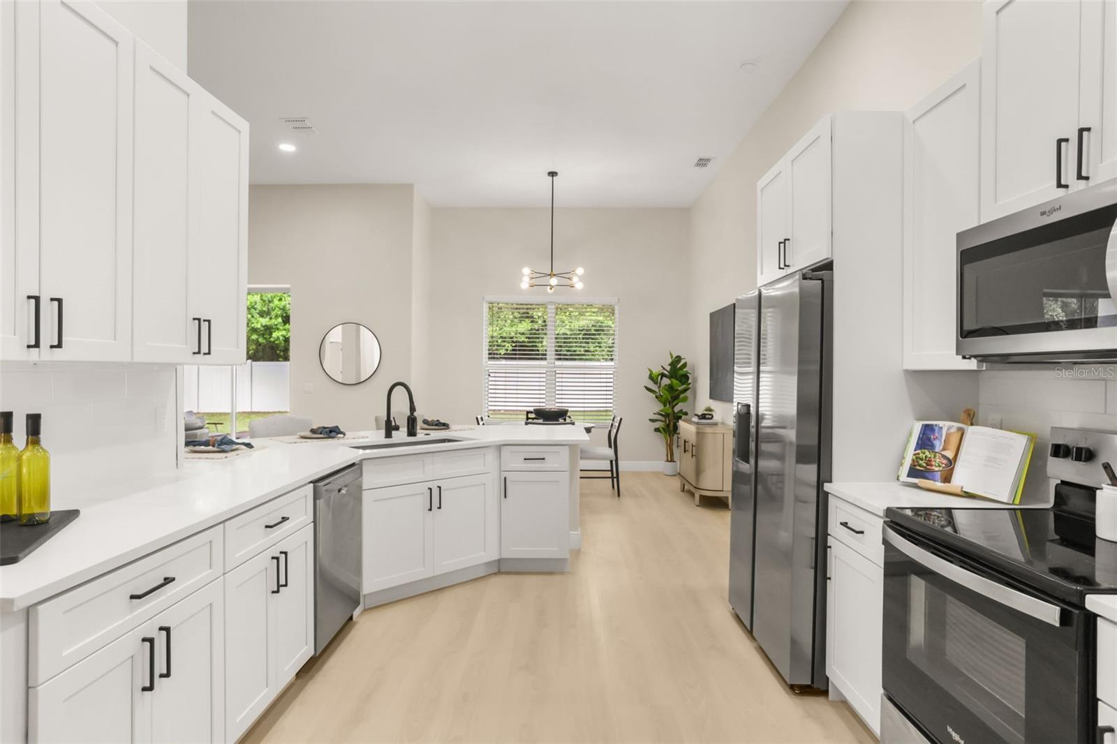 2196 LAUREL BLOSSOM CIR
