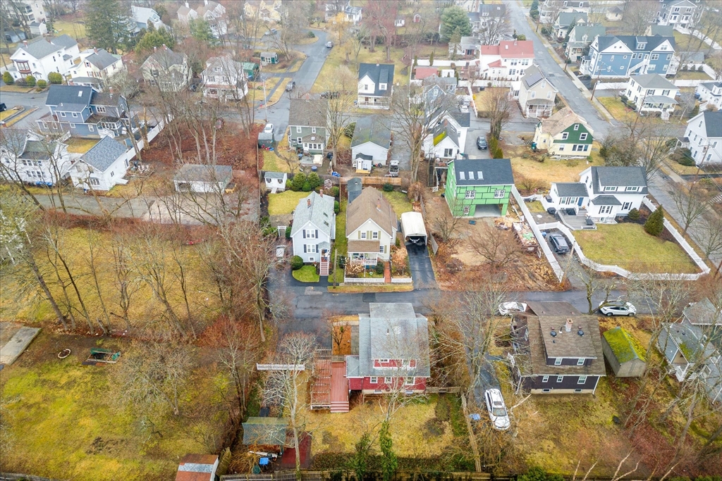 6 Woods Court