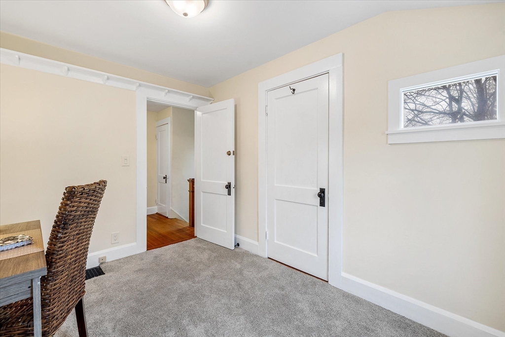 6 Woods Court