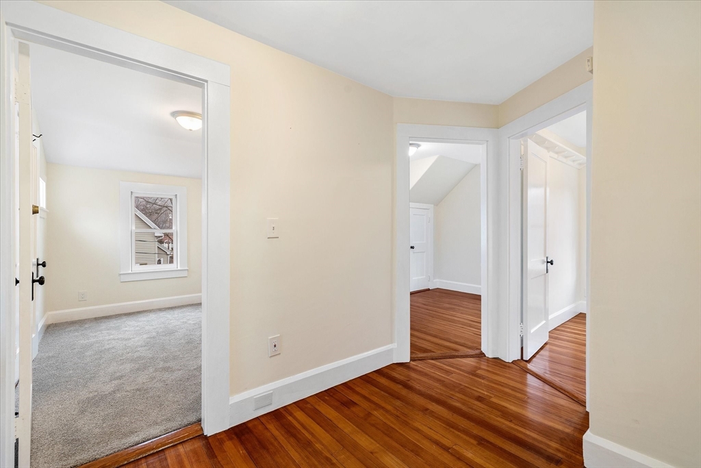 6 Woods Court