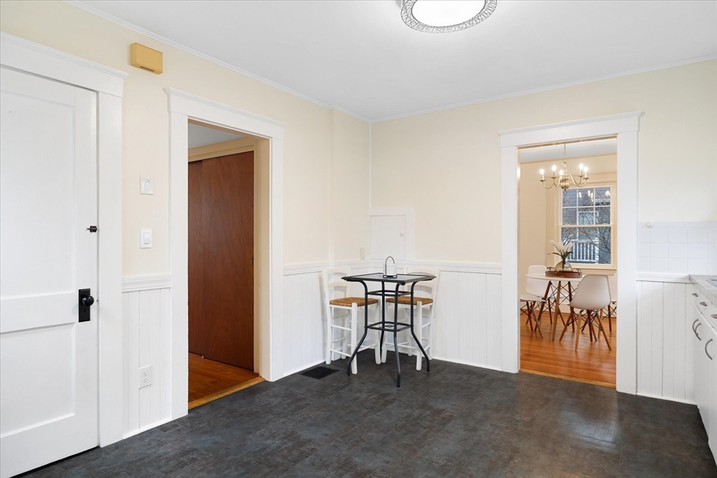 6 Woods Court