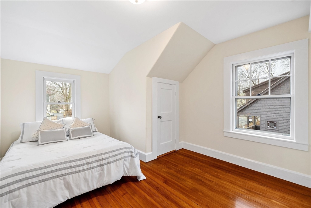 6 Woods Court