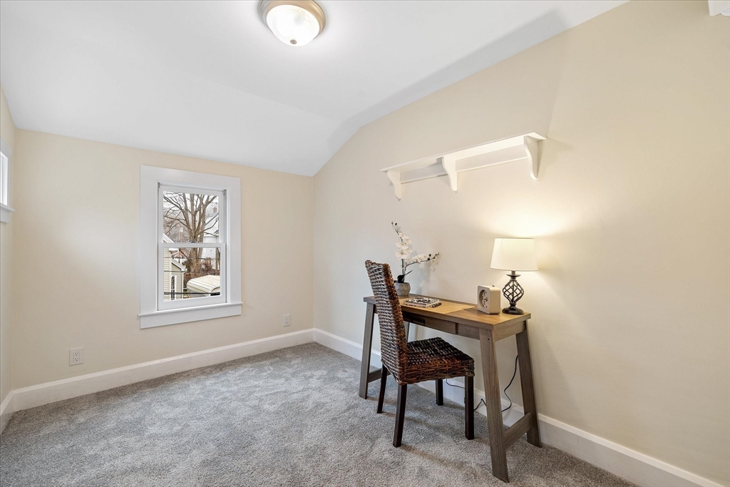 6 Woods Court