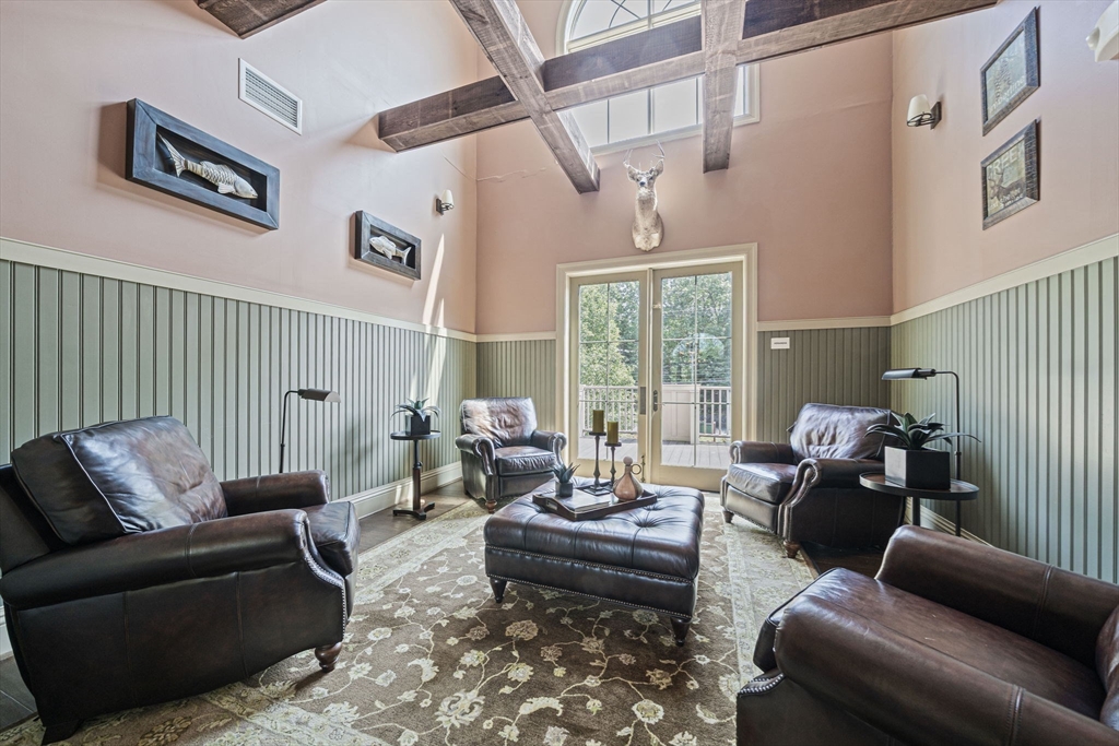 59 Walpole St, Unit 210, Canton