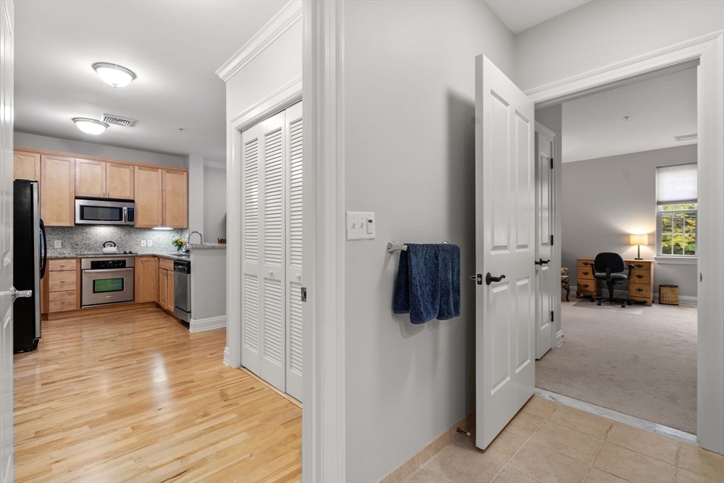 59 Walpole St, Unit 210, Canton