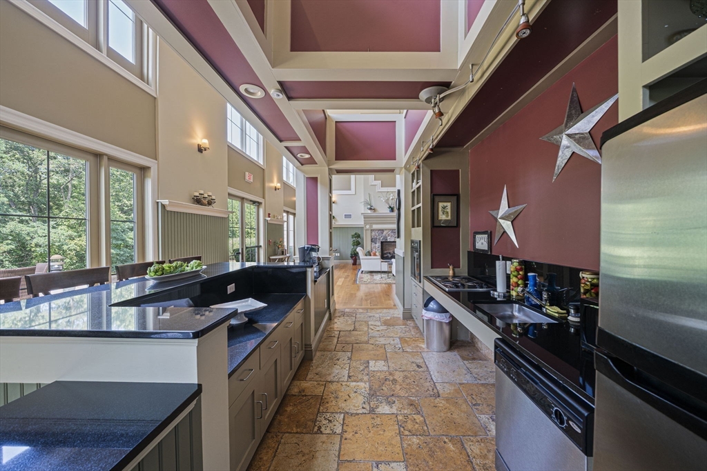 59 Walpole St, Unit 210, Canton