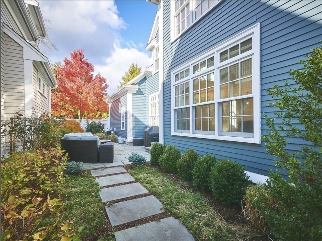 3 Maple Street # 3
