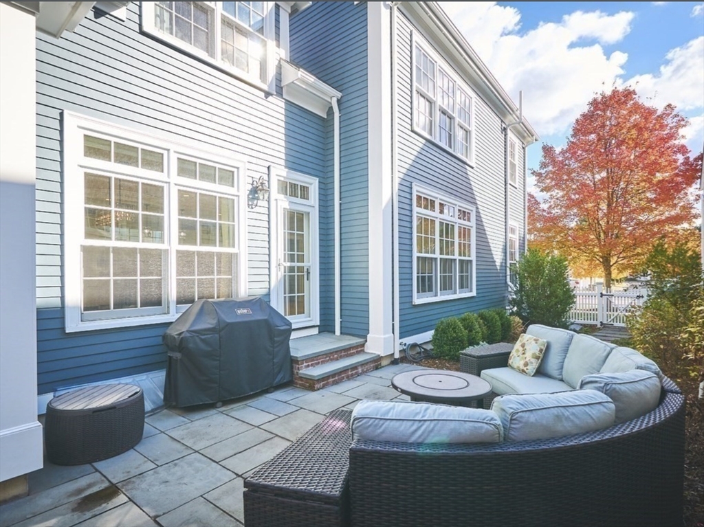 3 Maple Street # 3