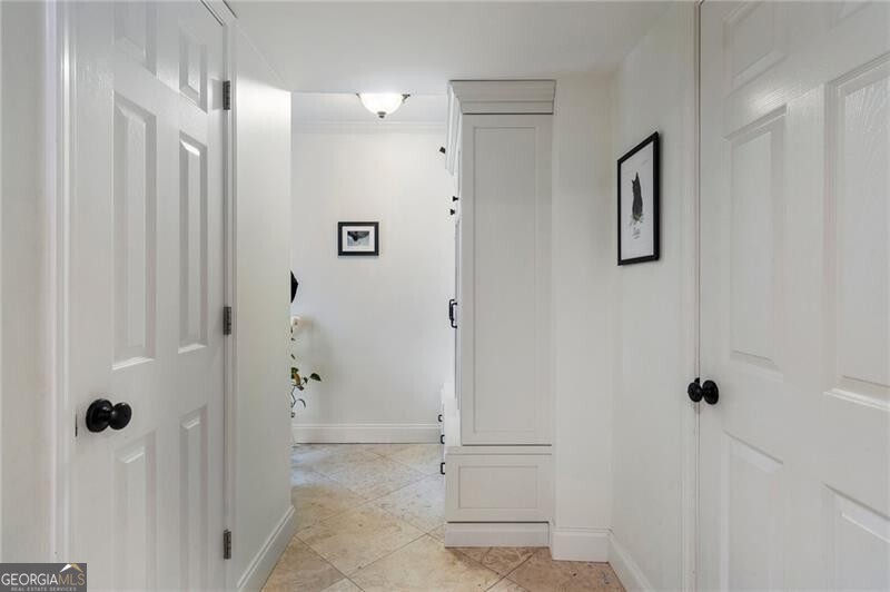 2811 Ridgemore Road NW