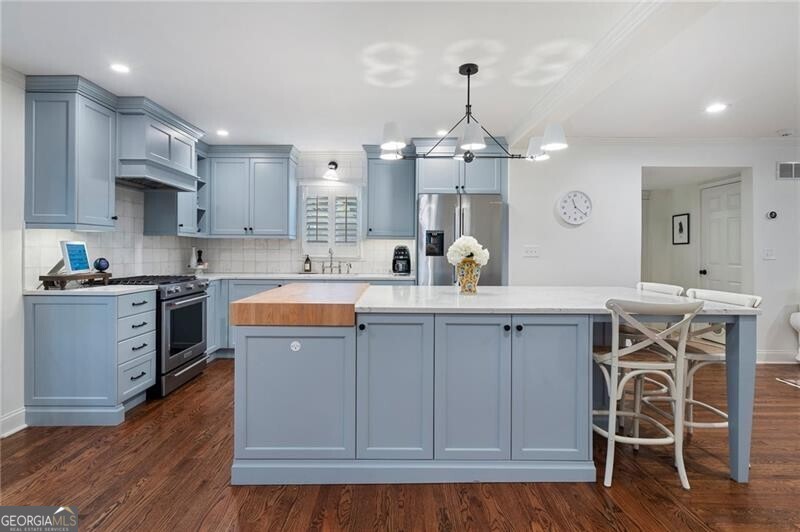 2811 Ridgemore Road NW