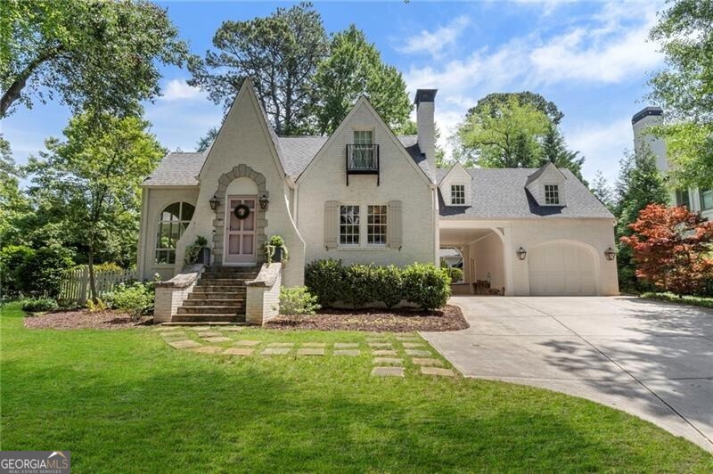 2203 Howell Mill Road NW