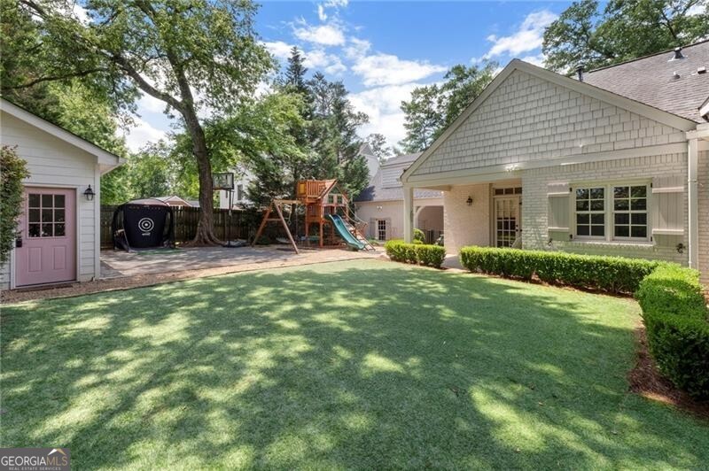 2203 Howell Mill Road NW