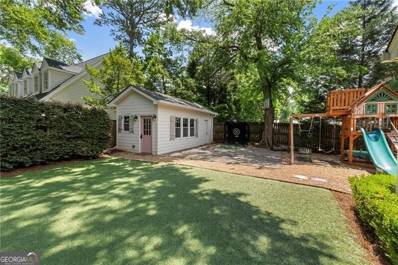 2203 Howell Mill Road NW