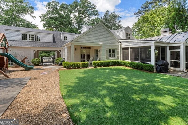 2203 Howell Mill Road NW