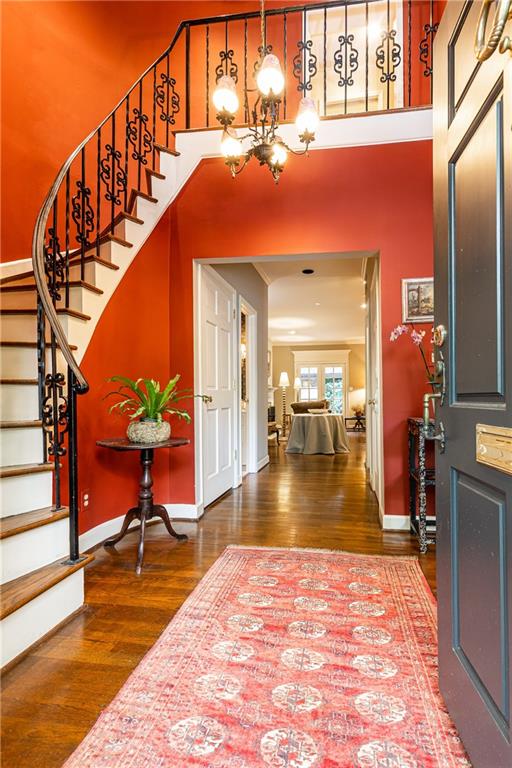 4 Montclair Drive NE