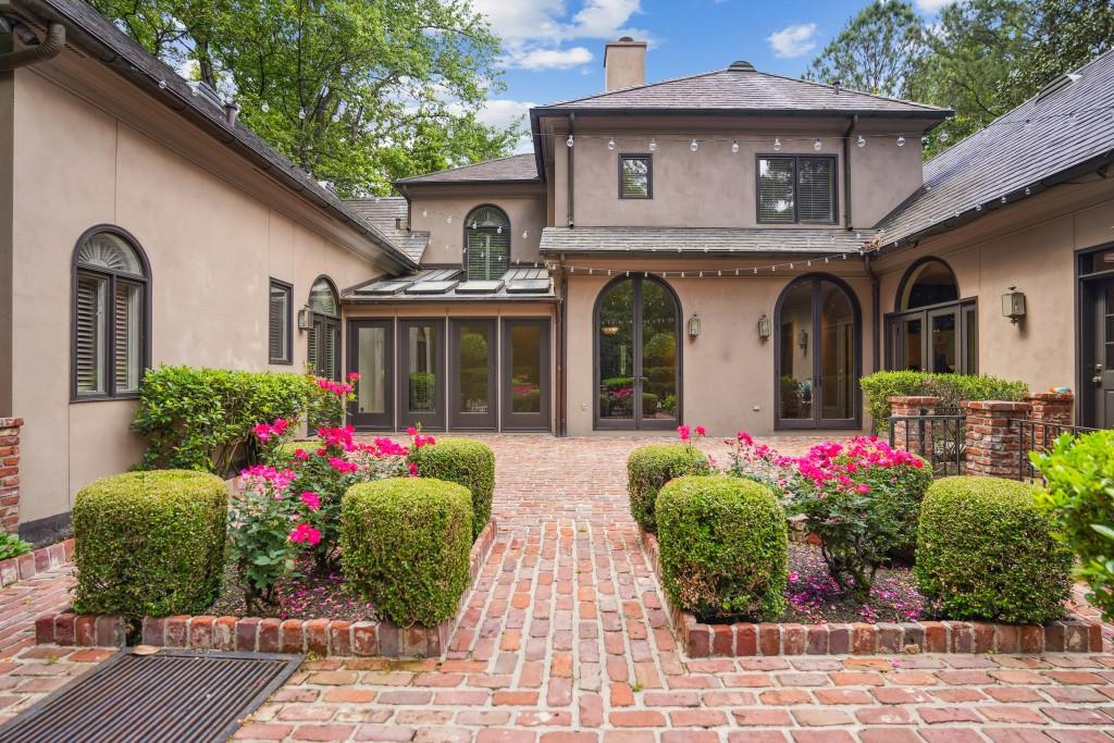 973 Peachtree Battle Avenue