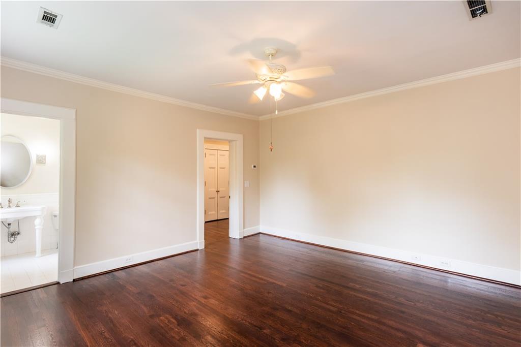 813 Springdale Road NE