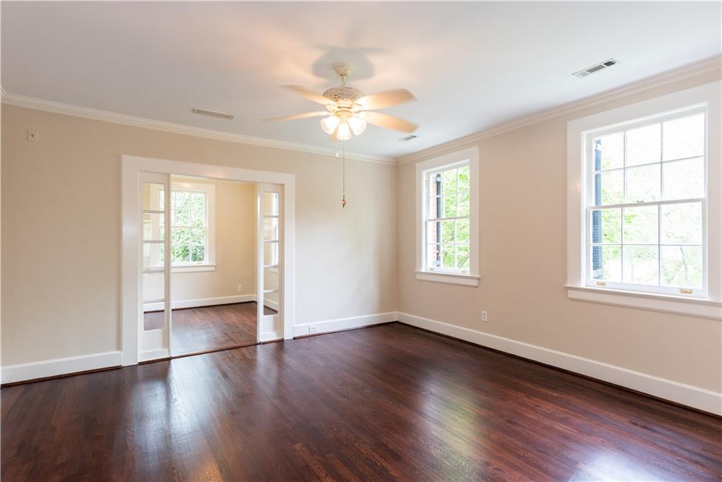 813 Springdale Road NE
