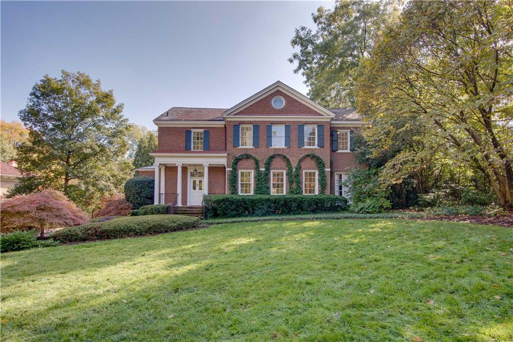813 Springdale Road NE
