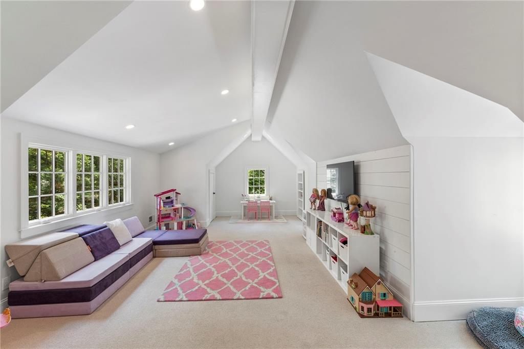 2203 Howell Mill Road NW