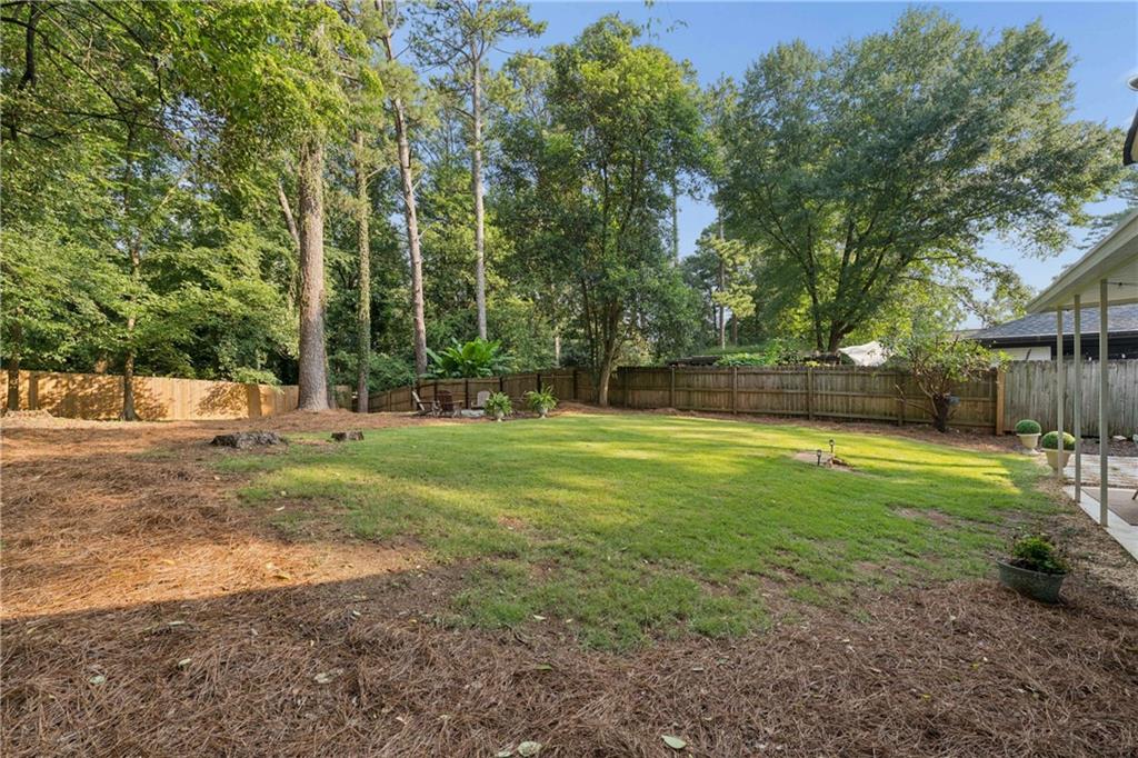 2272 Armand Road NE