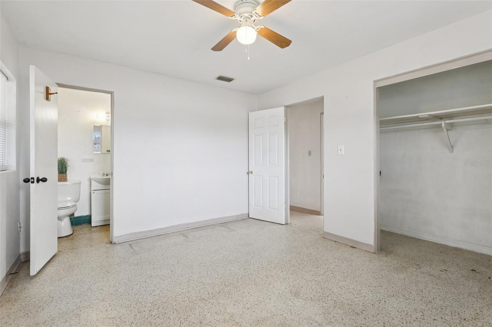 355 S GLENCRUITEN AVE