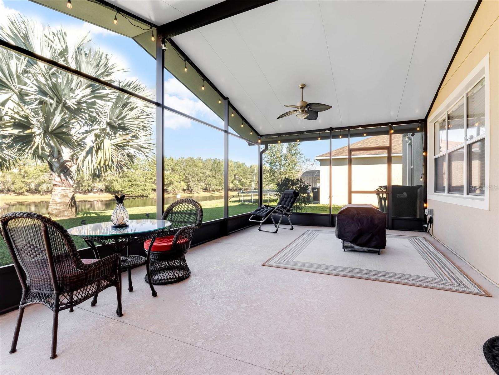 10133 STRATFORD POINTE AVE