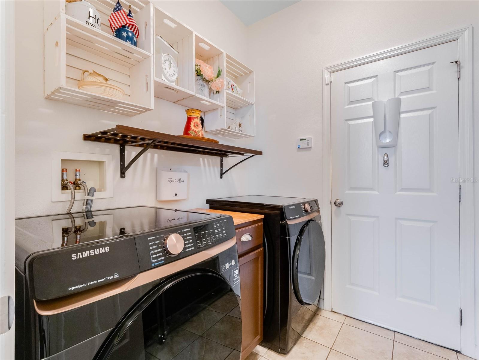 10133 STRATFORD POINTE AVE