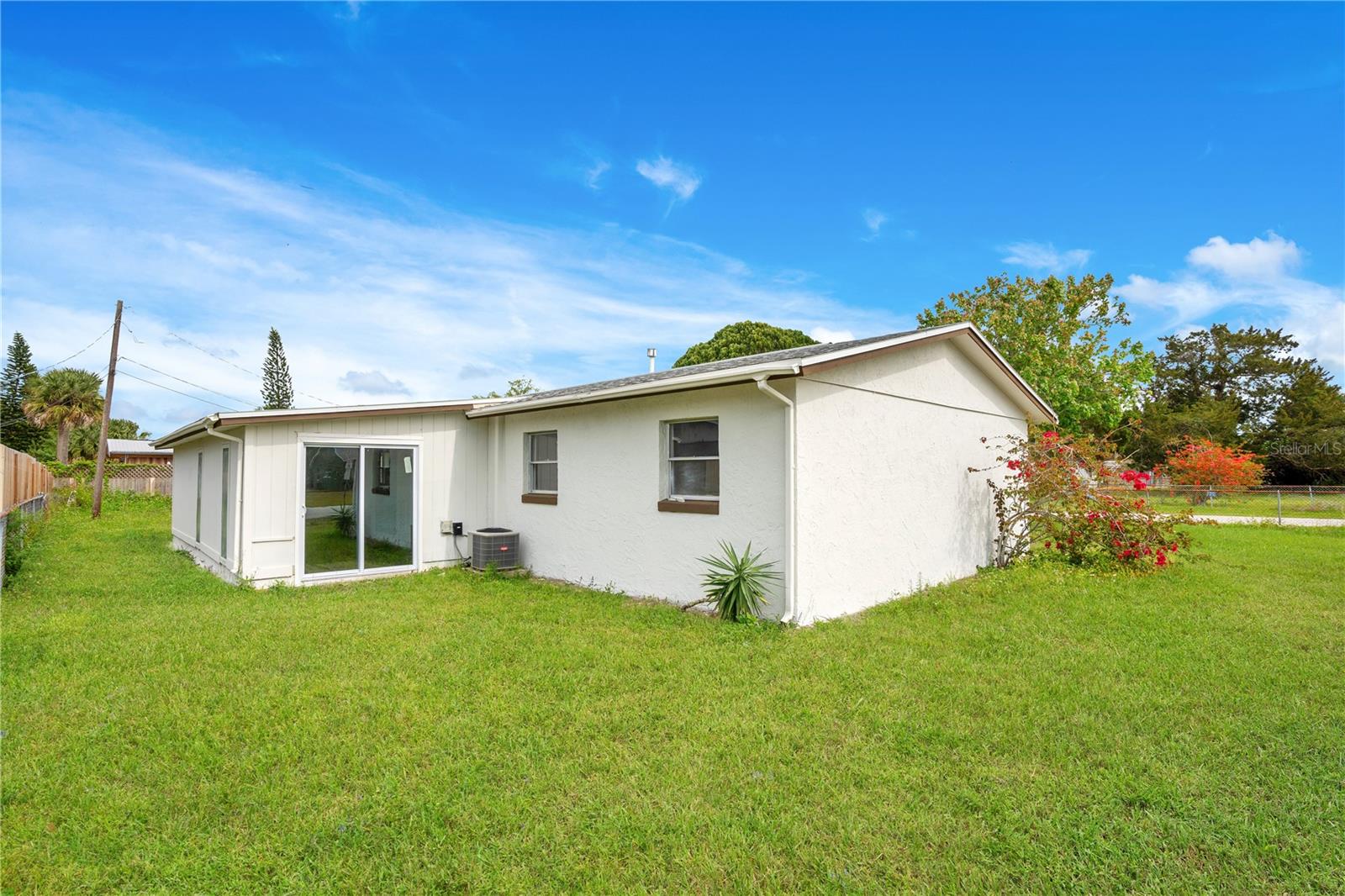 151 W CONNECTICUT AVE