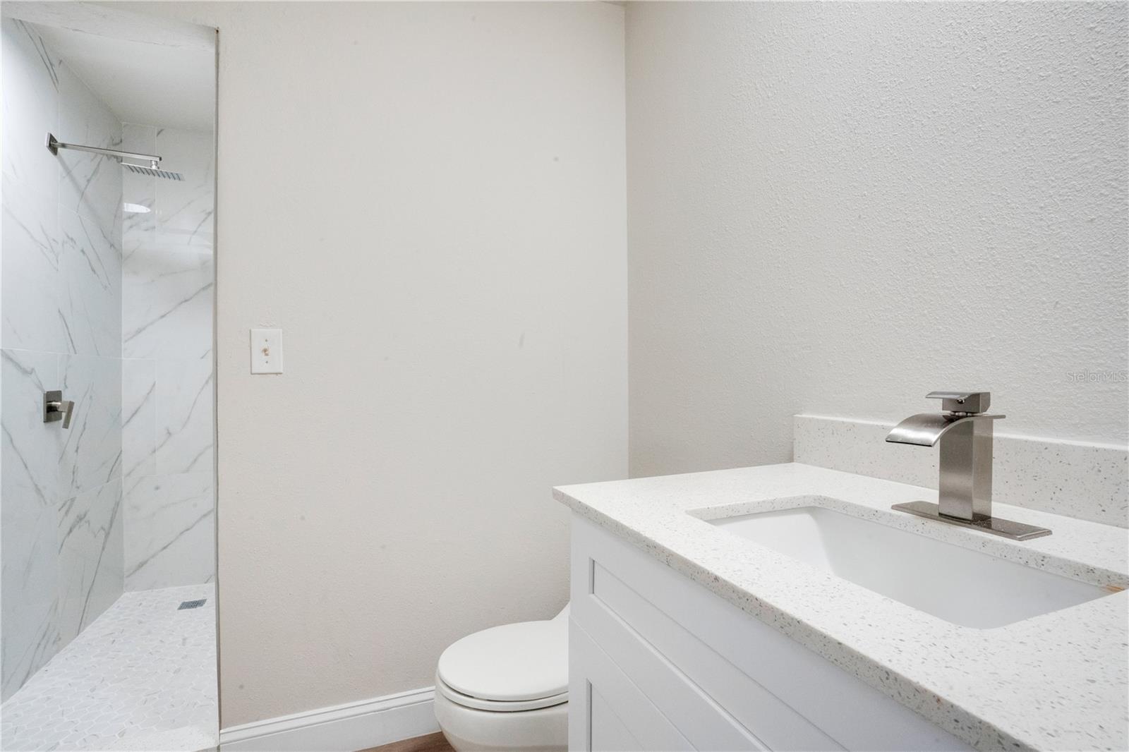 151 W CONNECTICUT AVE