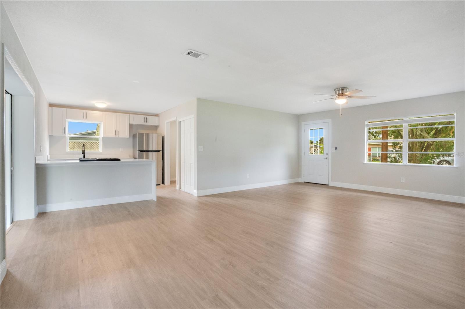 151 W CONNECTICUT AVE