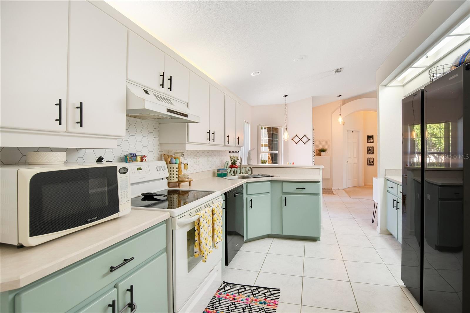 2149 SHERWOOD FOREST DR