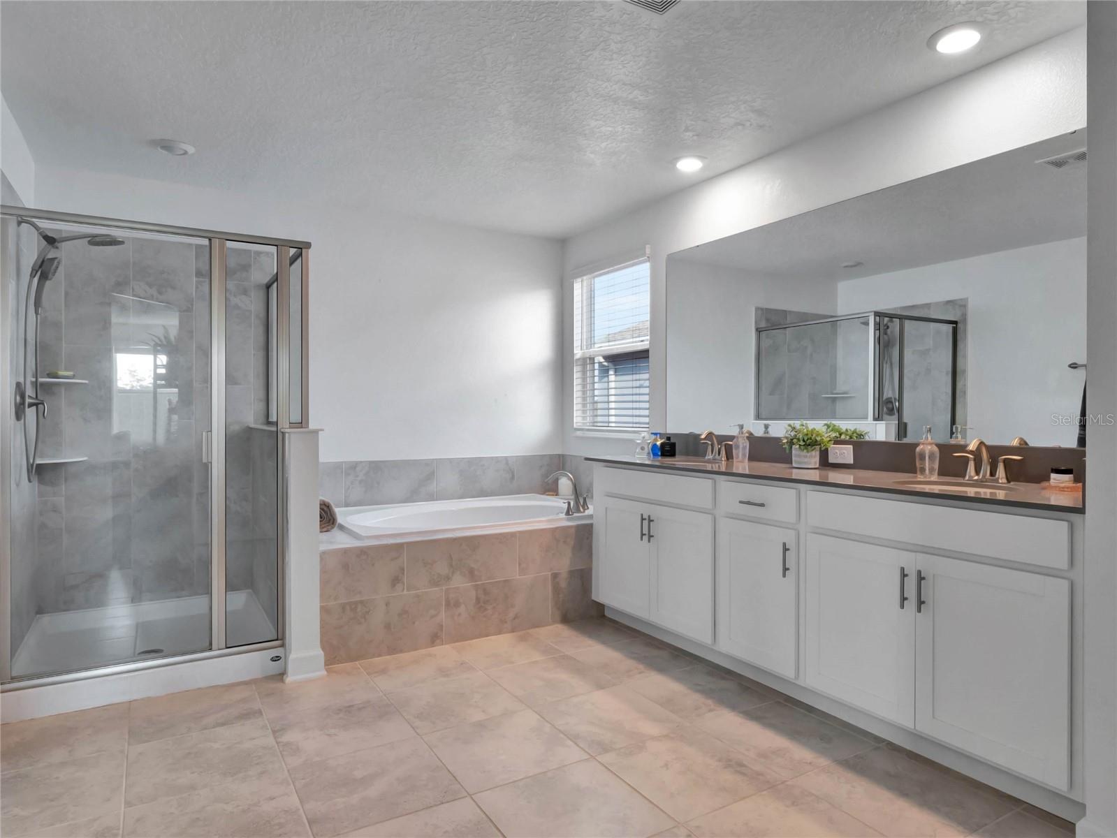 9976 INTRODUCTION WAY