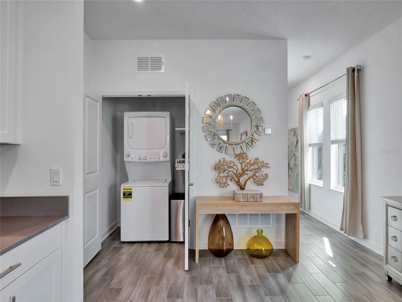 9976 INTRODUCTION WAY