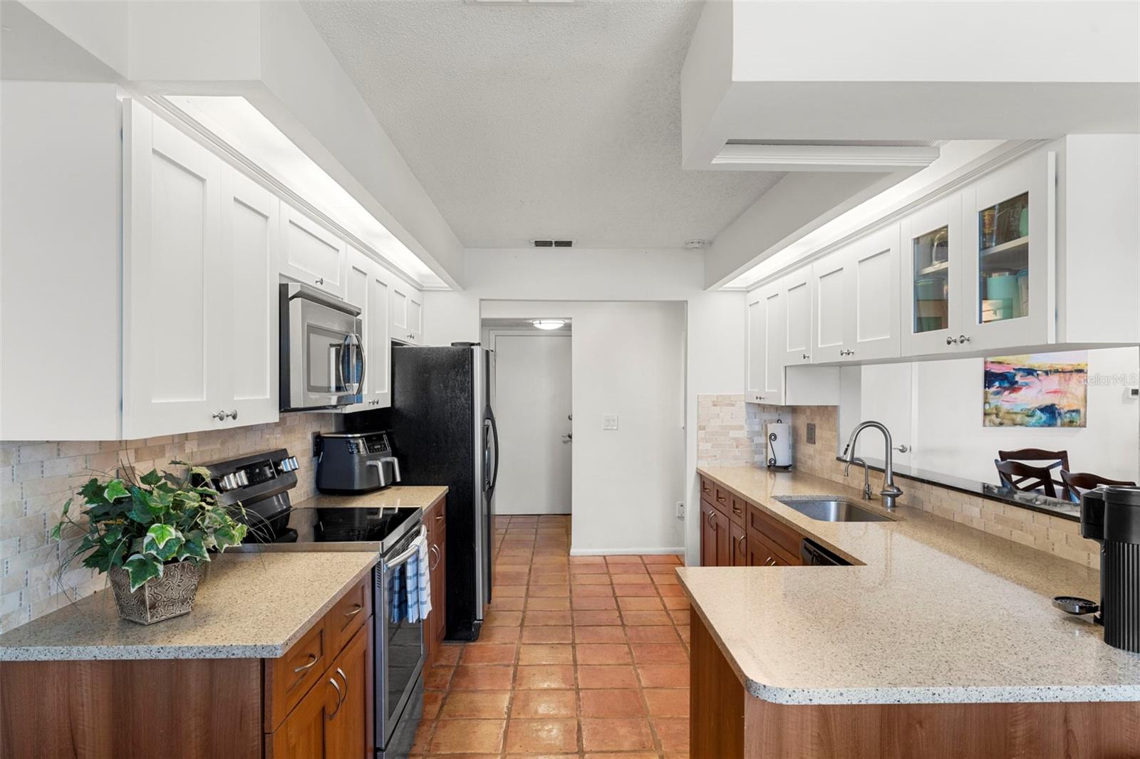 4558 N LAKE ORLANDO PKWY #2