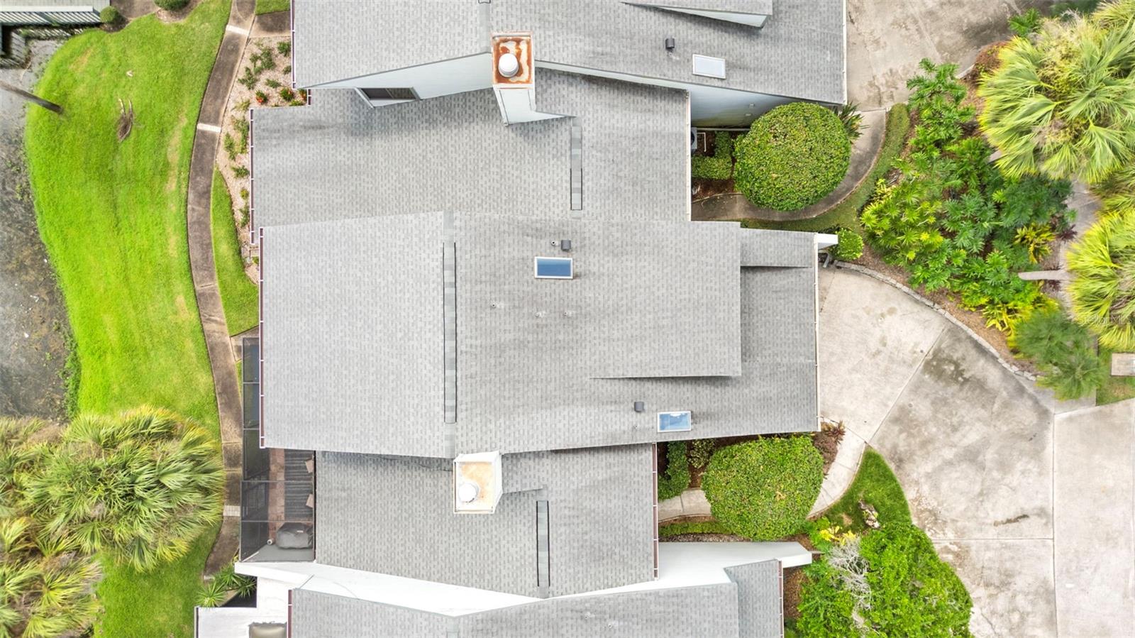 4558 N LAKE ORLANDO PKWY #2