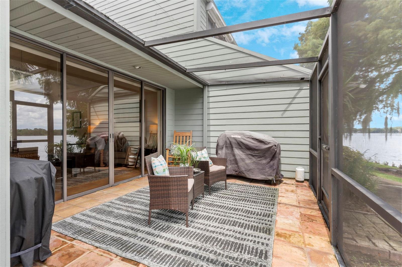 4558 N LAKE ORLANDO PKWY #2