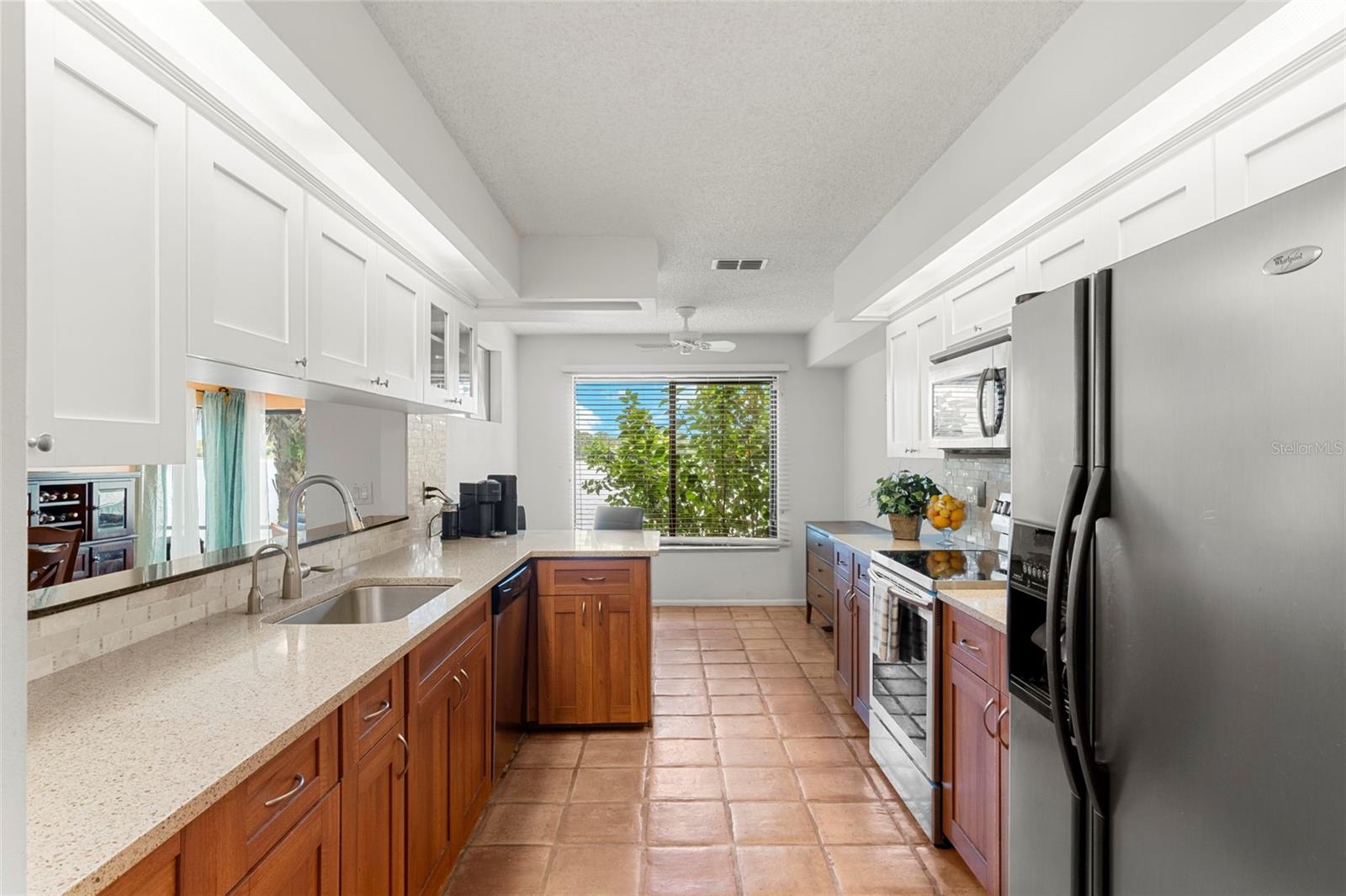 4558 N LAKE ORLANDO PKWY #2