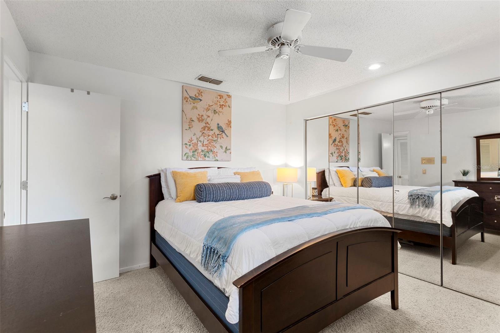 4558 N LAKE ORLANDO PKWY #2