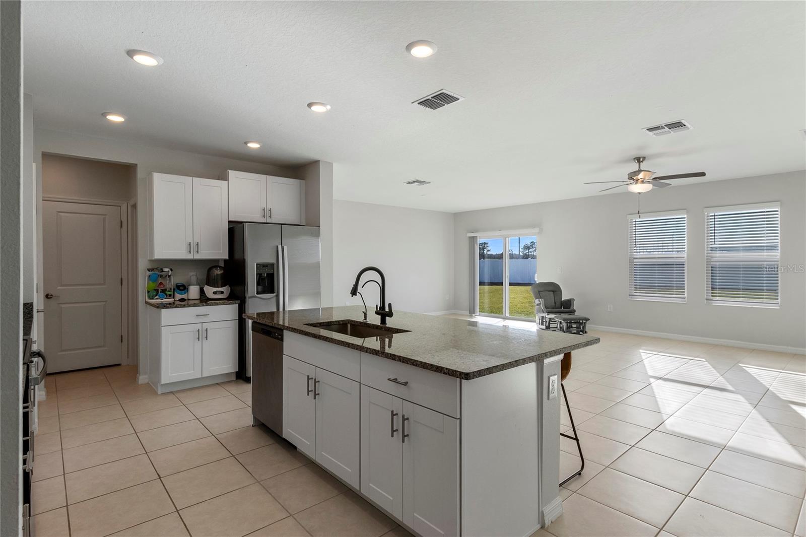 3519 LOUNGING WREN LN