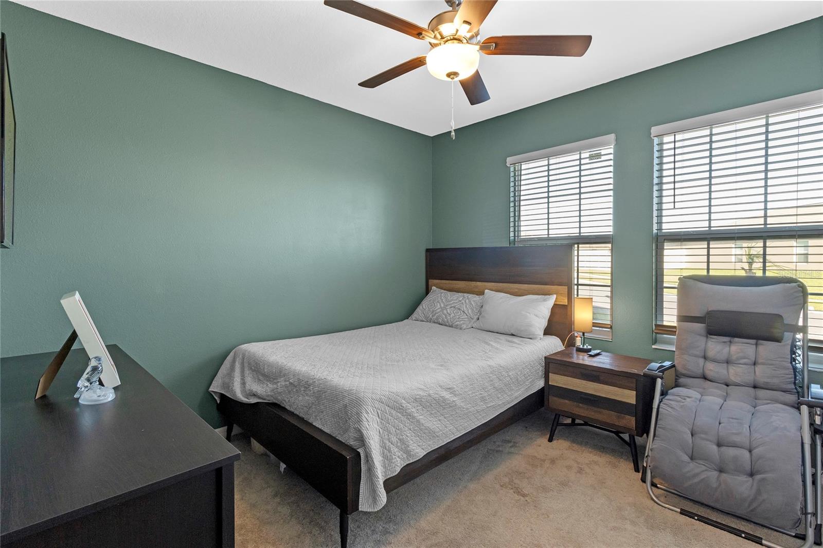 3519 LOUNGING WREN LN