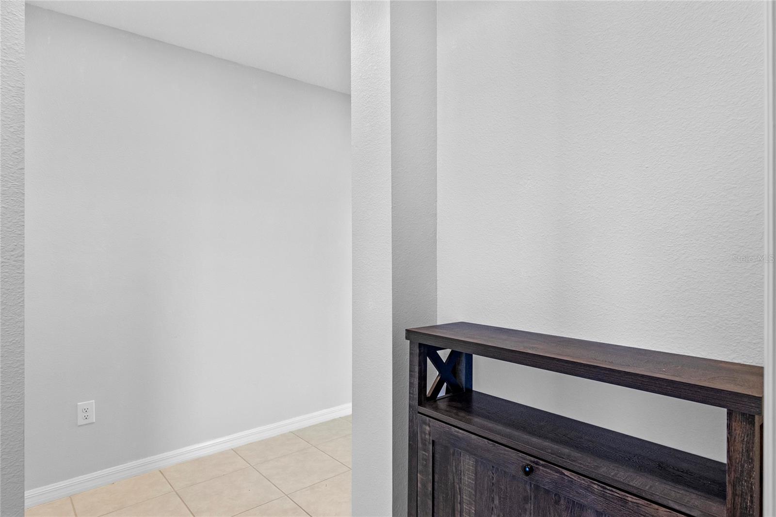 3519 LOUNGING WREN LN