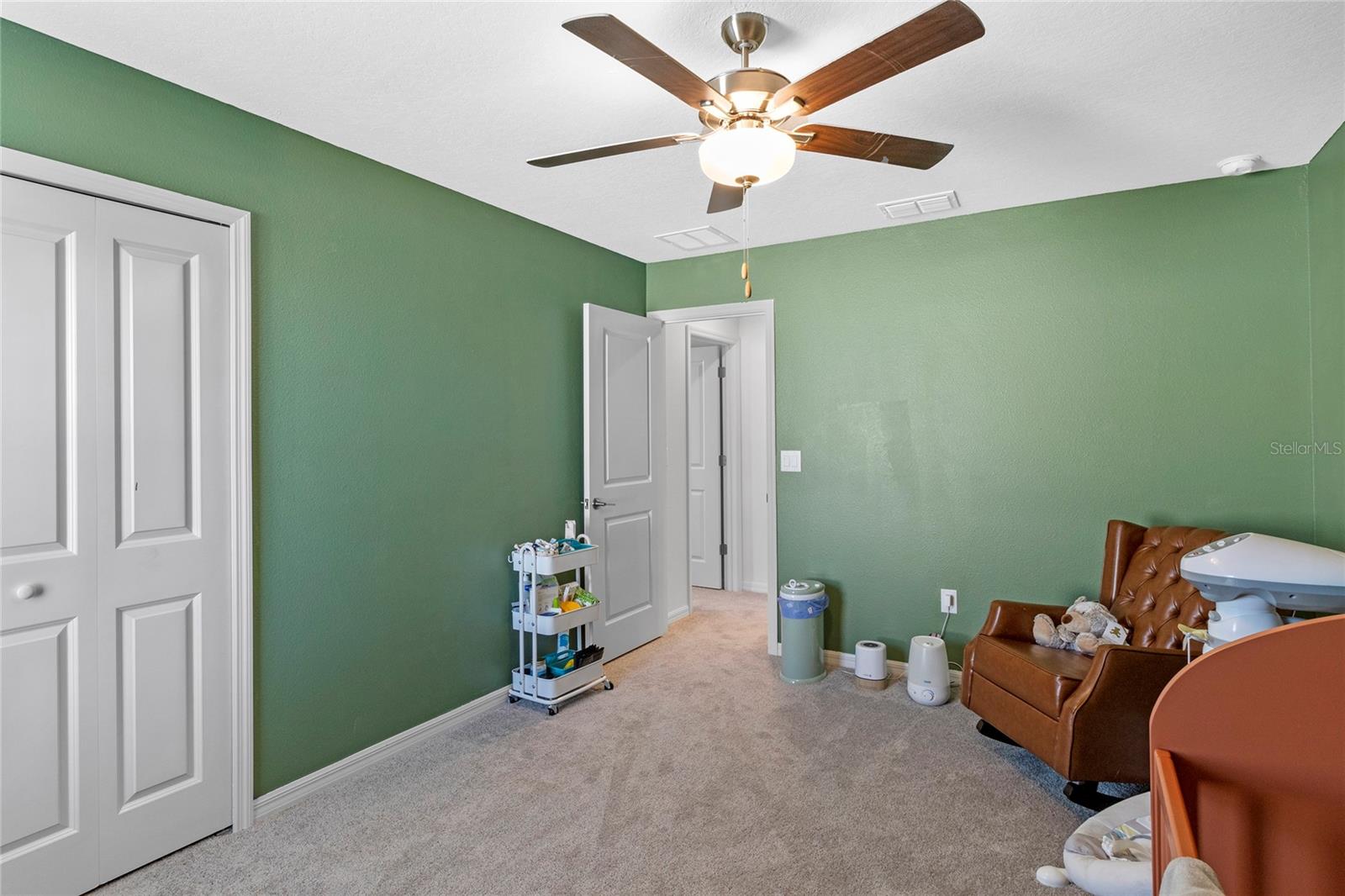 3519 LOUNGING WREN LN