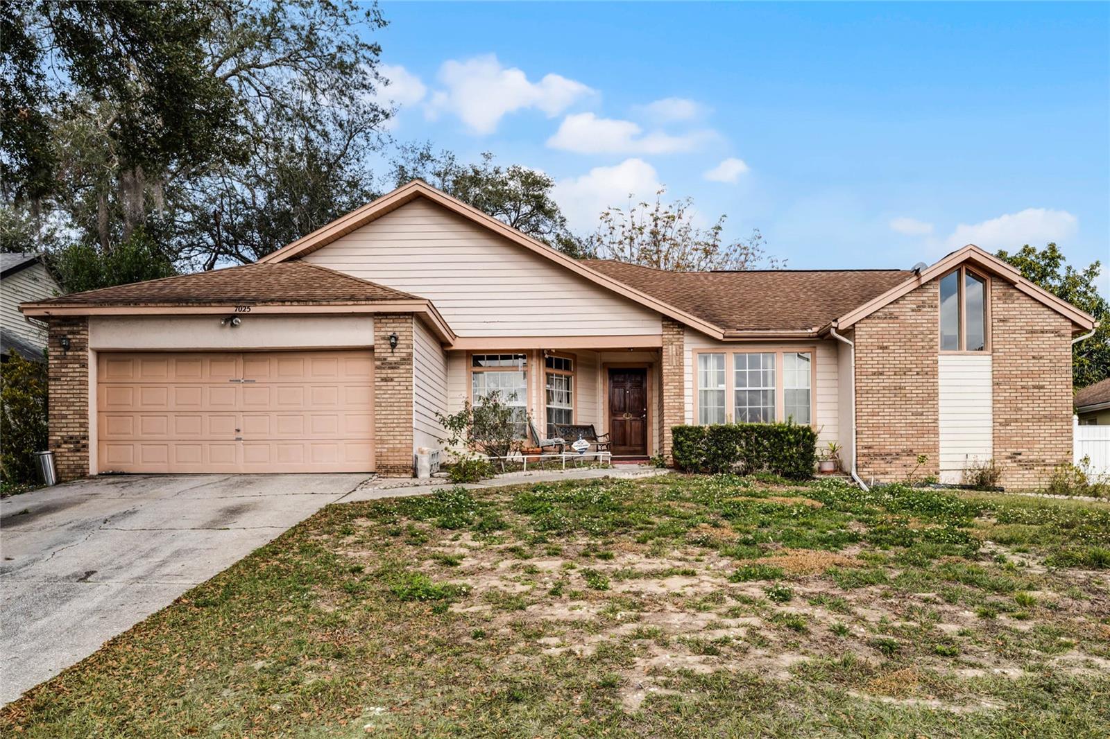 7025 HIAWASSEE OAK DR