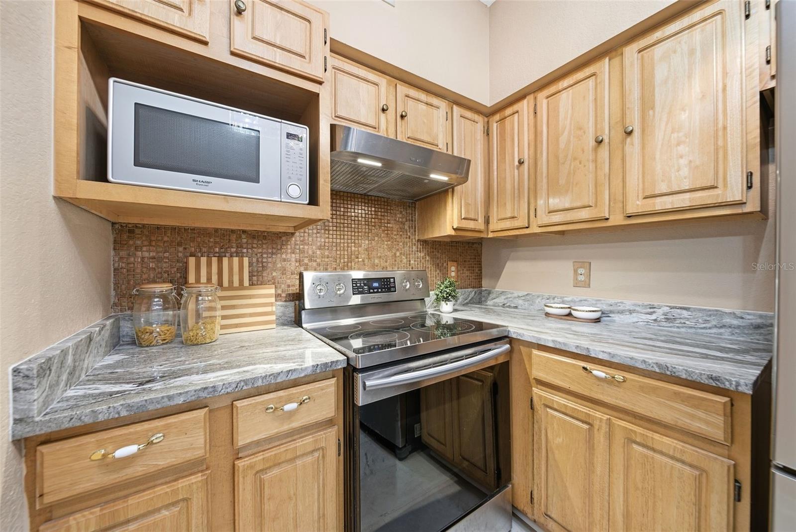 6663 QUEENS BOROUGH AVE #108