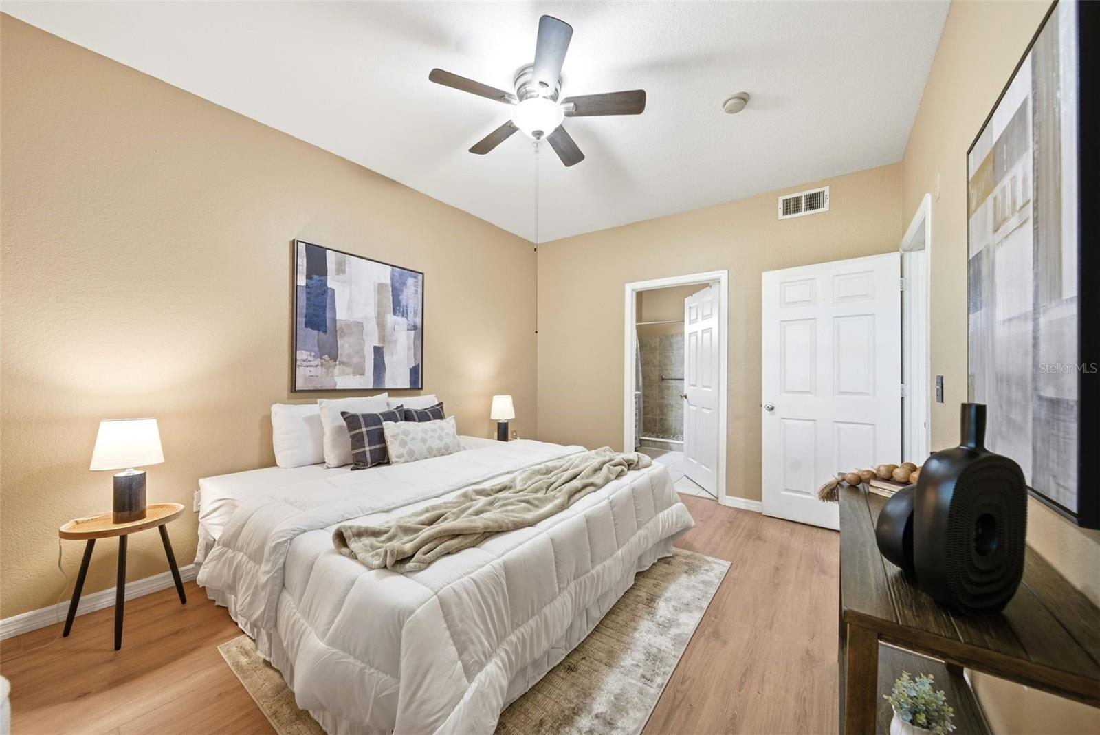 6663 QUEENS BOROUGH AVE #108