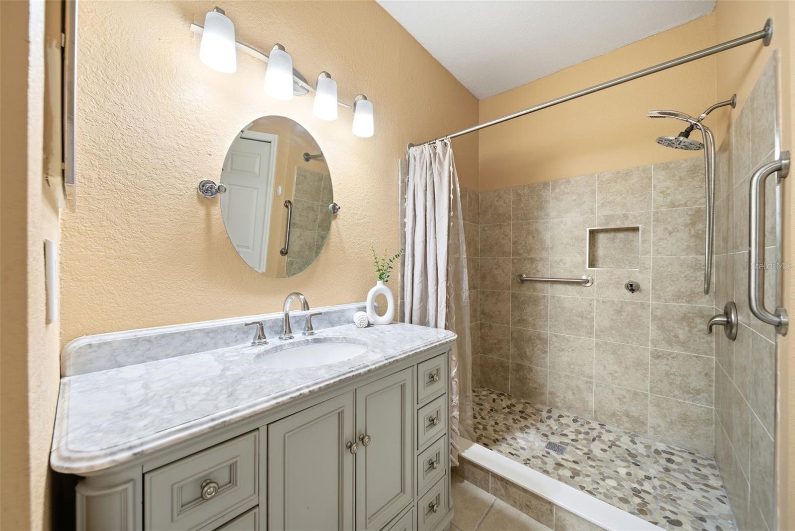 6663 QUEENS BOROUGH AVE #108