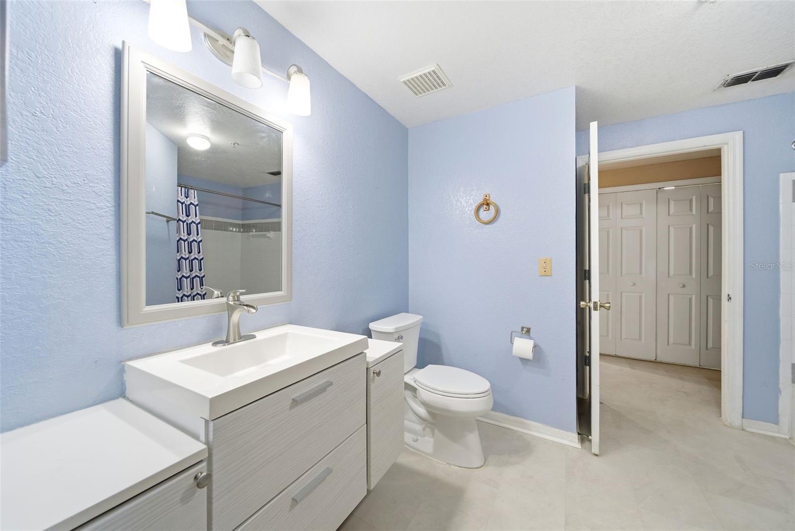 6663 QUEENS BOROUGH AVE #108