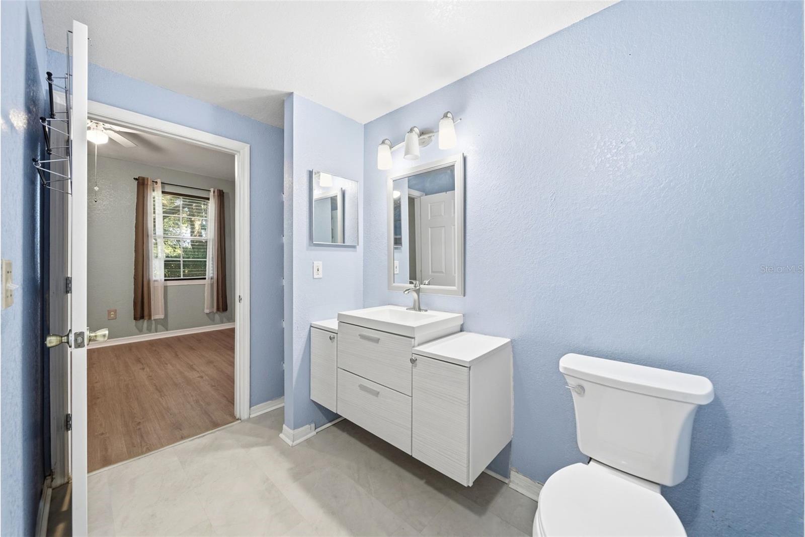 6663 QUEENS BOROUGH AVE #108